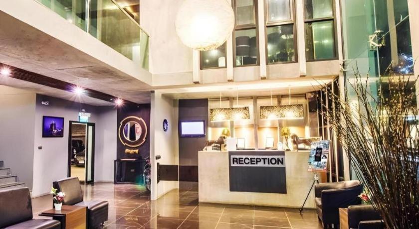 B2 Black Business And Budget Hotel Chiang Mai Exterior photo